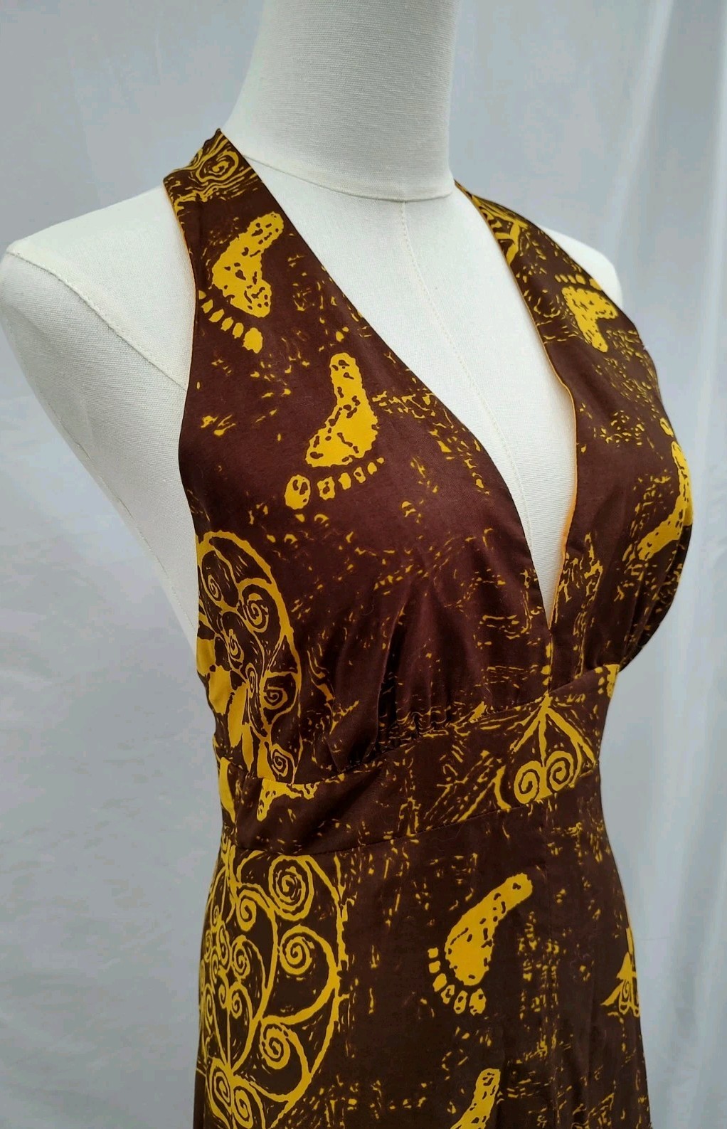 70’s Vintage Hawaiian Dress Maxi Halter Tiki Barefoot Beach Print Brown Sz XS/S