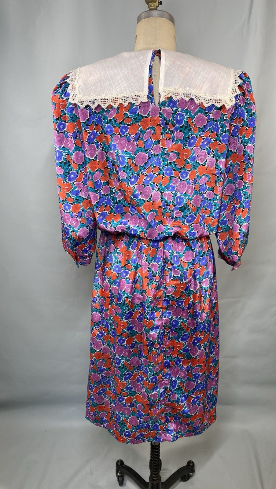 Vintage Dress SIZE LARGE 14 floral classic white collar 80s 90s modest LISA II