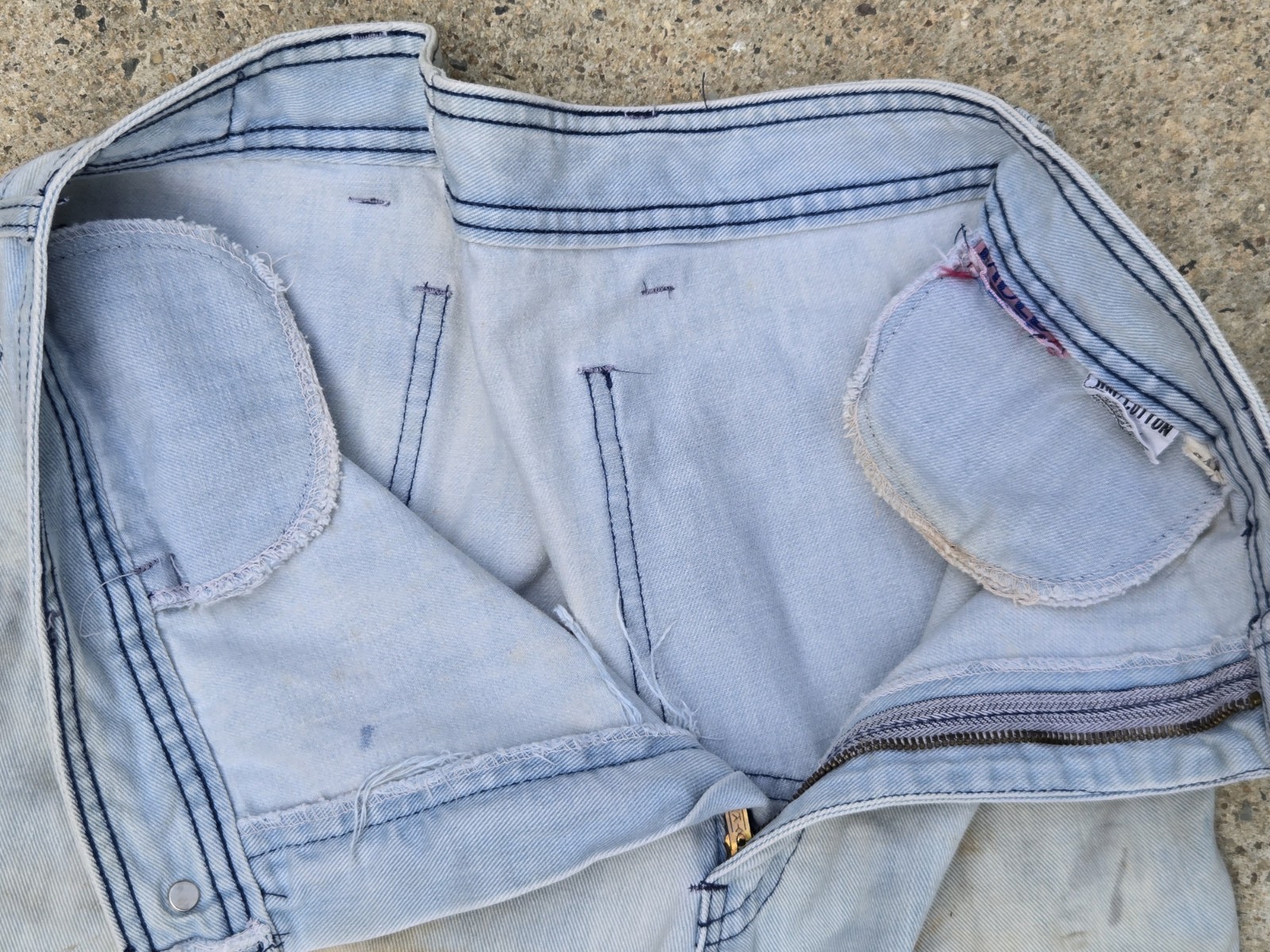 Vintage 1970s Faded Glory Bell Bottom Jeans Women’s Distressed Wildcat Denim