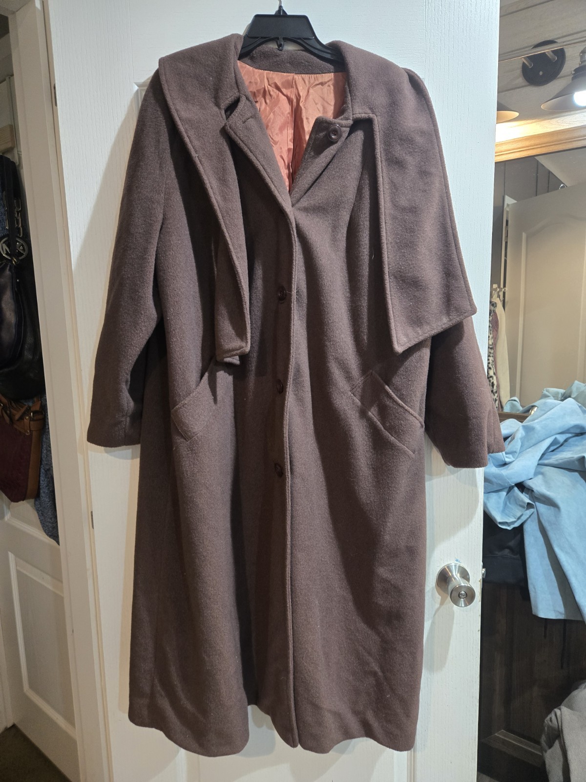 Vintage 70s Brown Wool Cape-Collar Overcoat – ILGWU Union Made