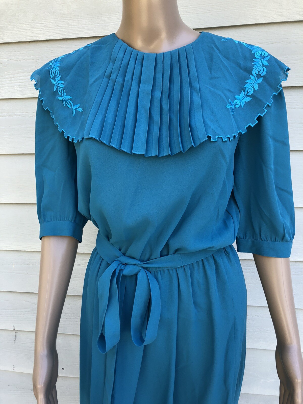 Vtg Billy Jack for Her 11/12 Blue Floral Embroidered Blouson Sheer Belted Dress