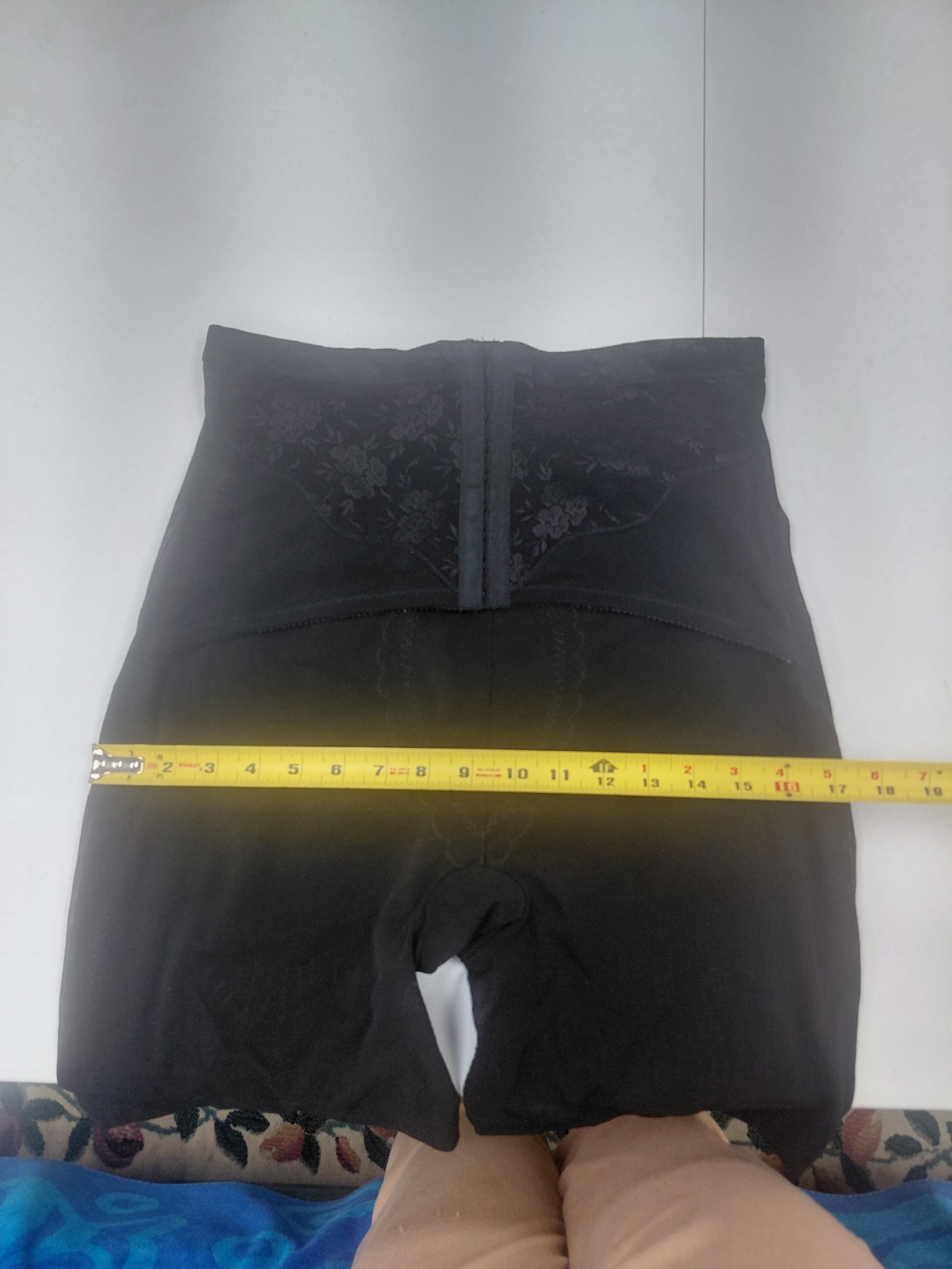 Vintage Crown-nette Black Girdle No Garter Size 40