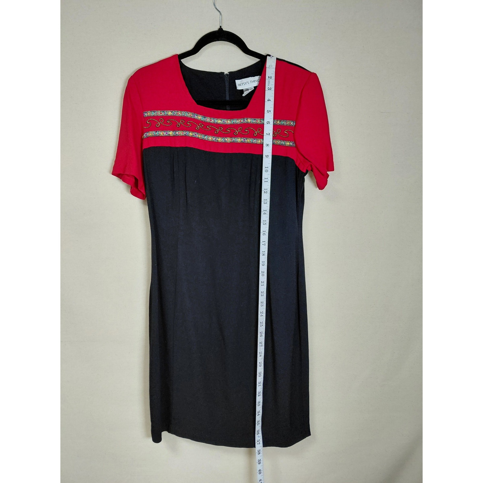 Vintage Betsy’s Things Made in USA Embroidered Shift Dress Women Size 11/12
