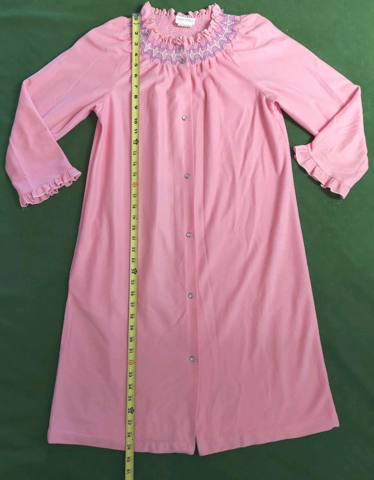 Vintage Pink Dan Ellen Robe w/ Pearl Snaps LS Duster Housecoat Patio Dress MED