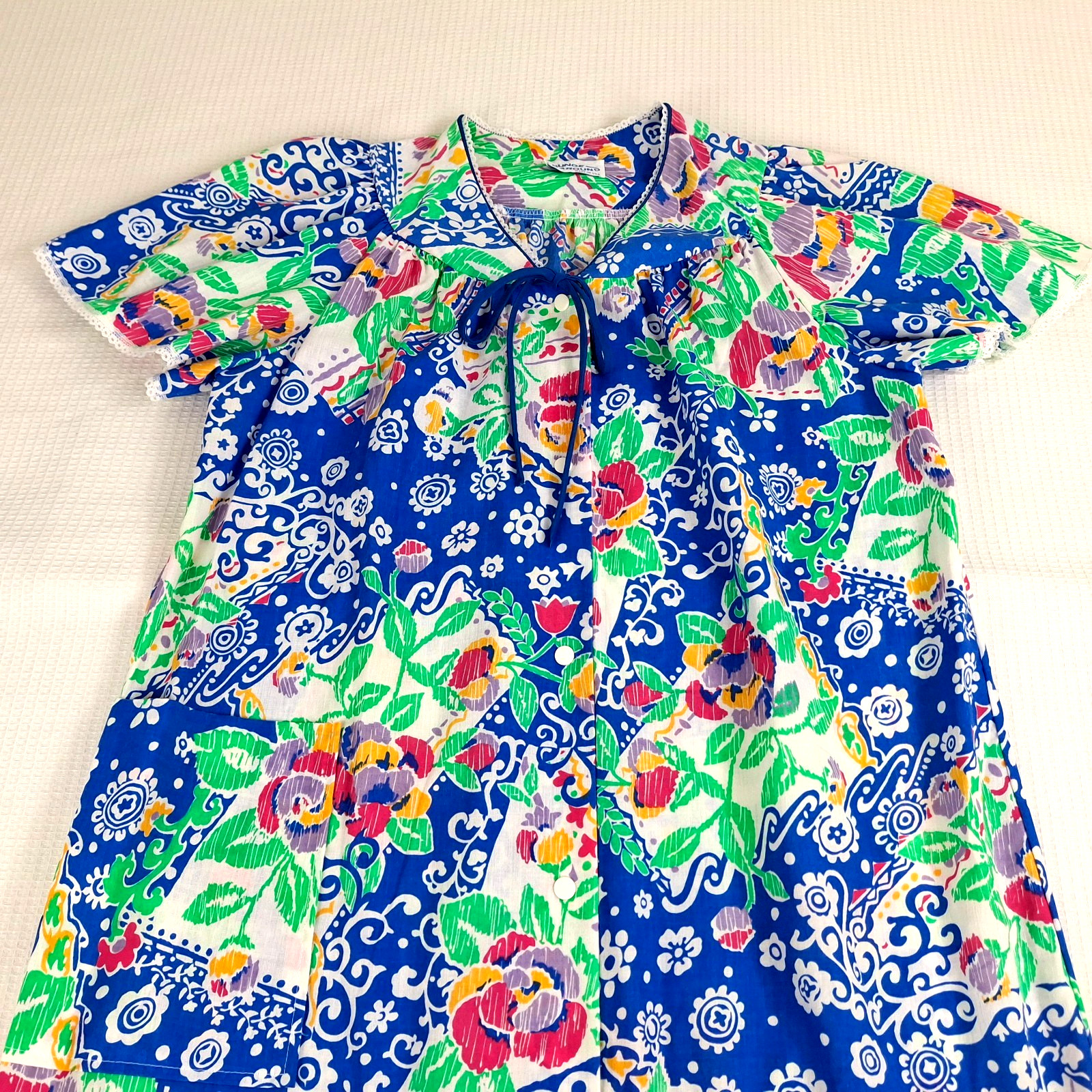 Vintage Lounge Around Women’s Size L 12 ? Snap Buttons Blue Floral Made In USA