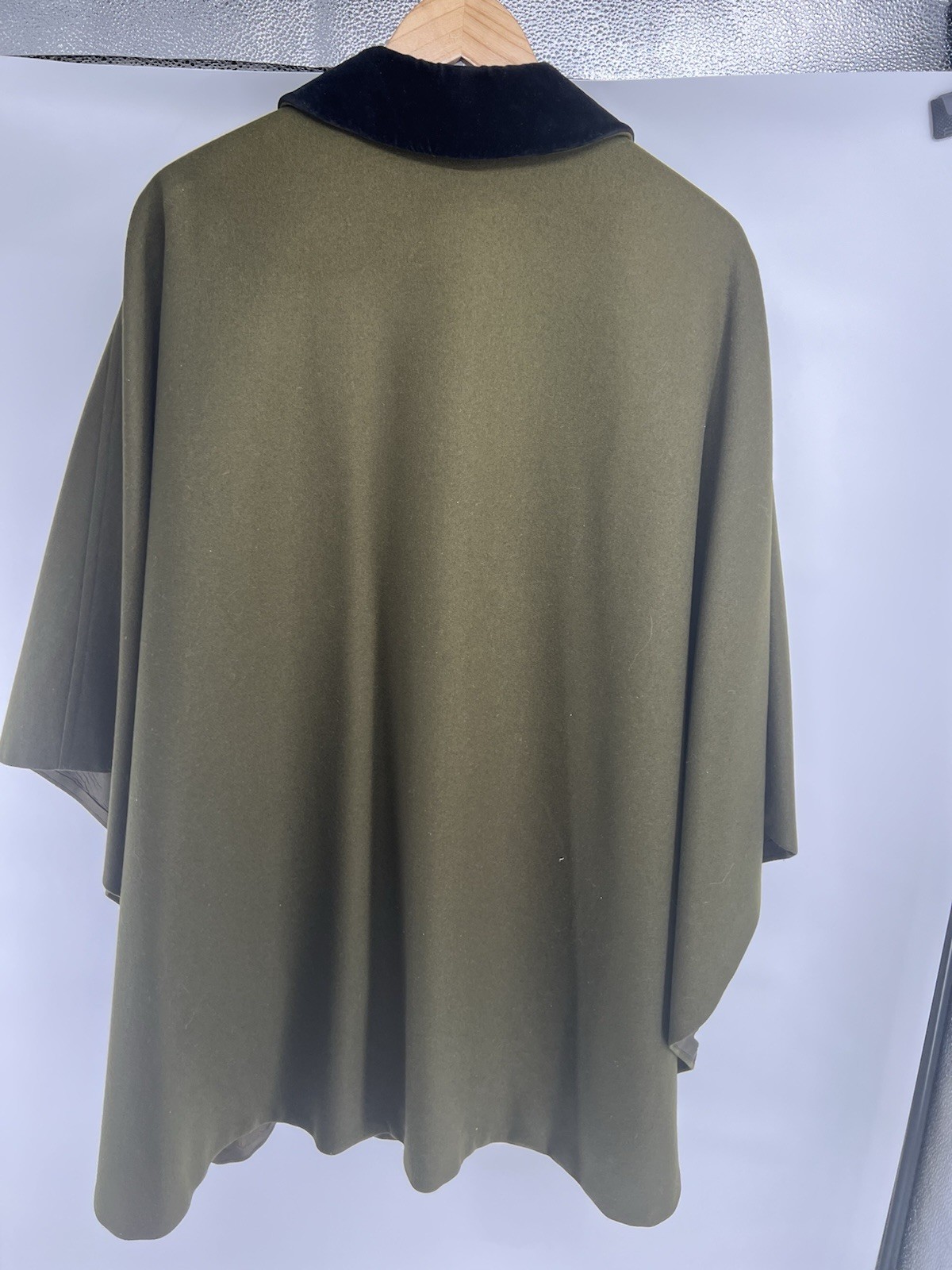 Vintage Rare Original Lanz Salzburg Olive Green Austrian Wool Loden Coat Cape