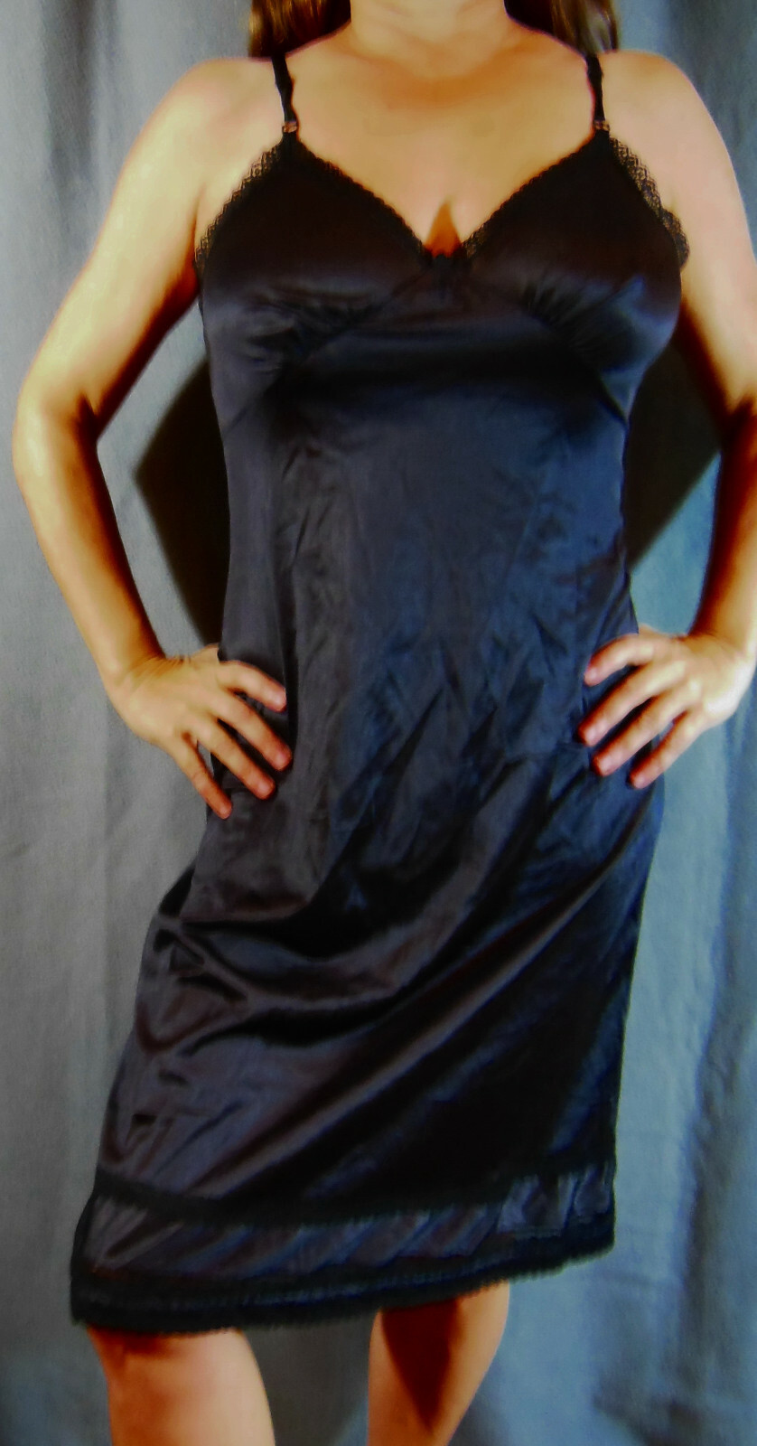GORGEOUS SEARS BLACK SATINY SLIPPERY NYLON LACY SNIP-IT HEM FULL SLIP 34 EVC