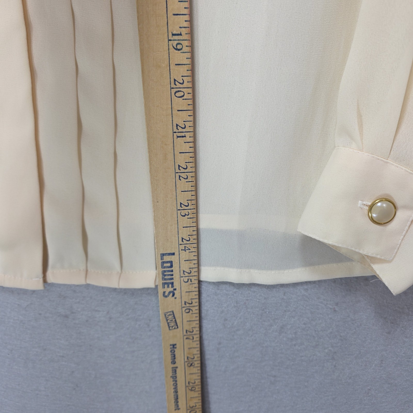 Vtg Hasting and Smith Sheer Blouse Womens 10P Secretary Pearls Yellow Proper 80s
