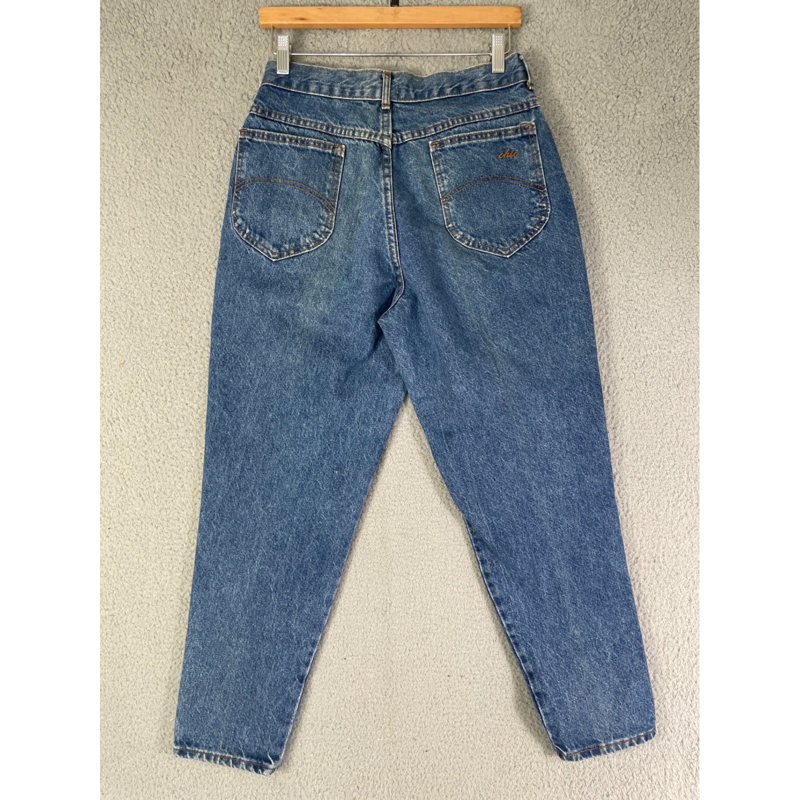 Vintage Chic High Waisted Tapered Mom Jeans Medium Wash USA Made Size 14P 28×26