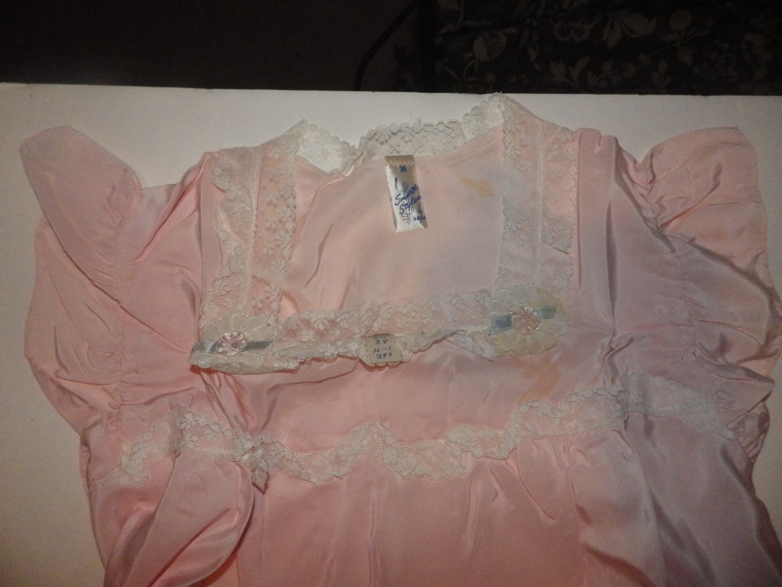 VTG LADIES DRESS SILK DRESS PINK SMARTY STYLED SIZE 38 BY SAGE SMALL STAIN