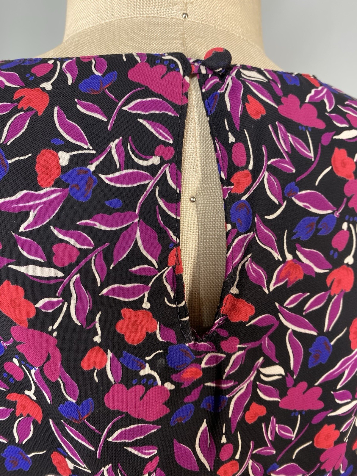 EMERALD ST. Vintage Dress SIZE LARGE purple red classic blouse elastic 80s 90s