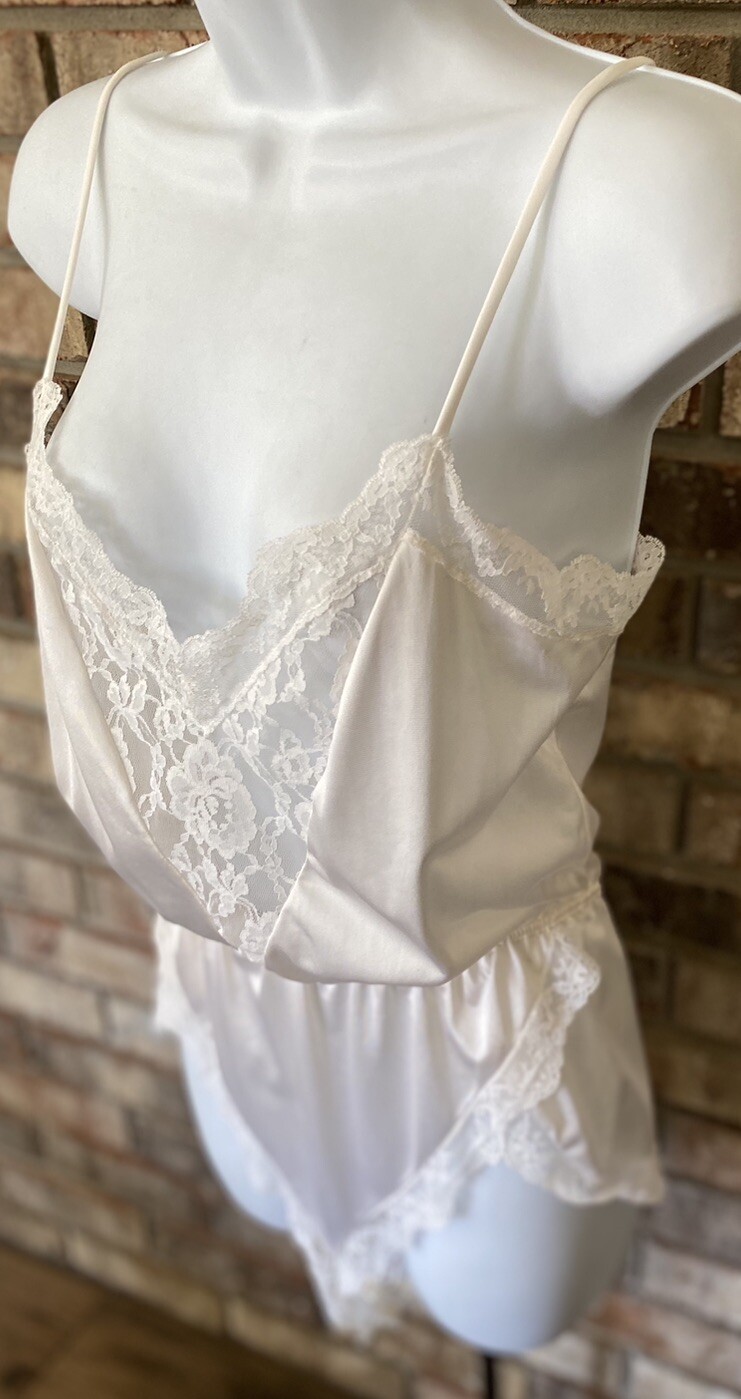 Vintage Nylon w/ Lace Lightest Pink Teddy Lingerie By Glydons Medium