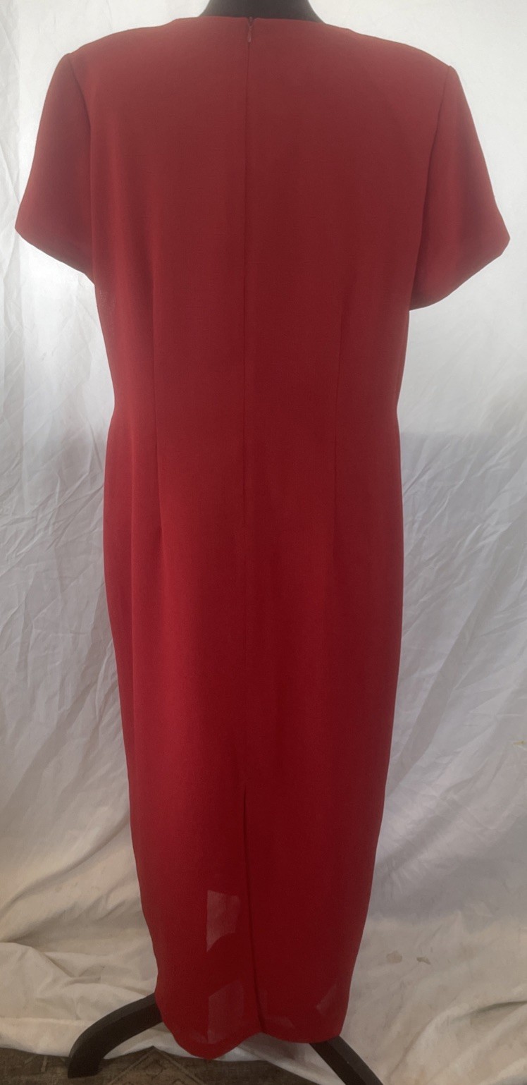 Vintage 90’s Donna Ricco dress Sz 16 Shell Buttons Red Woven Maxi sheath dress
