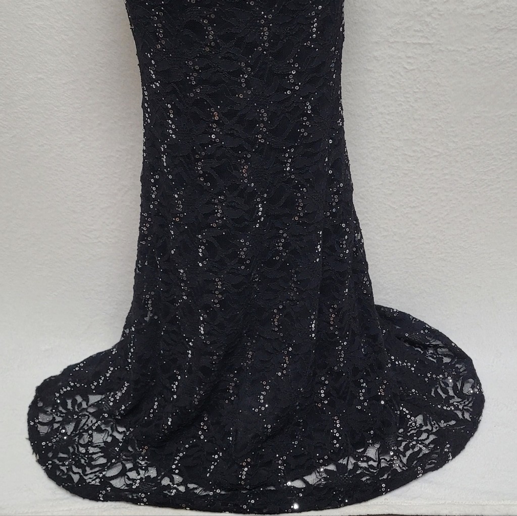 B. Darlin Vintage Sequin Black Lace Sweetheart Neckline Backless Mermaid Dress