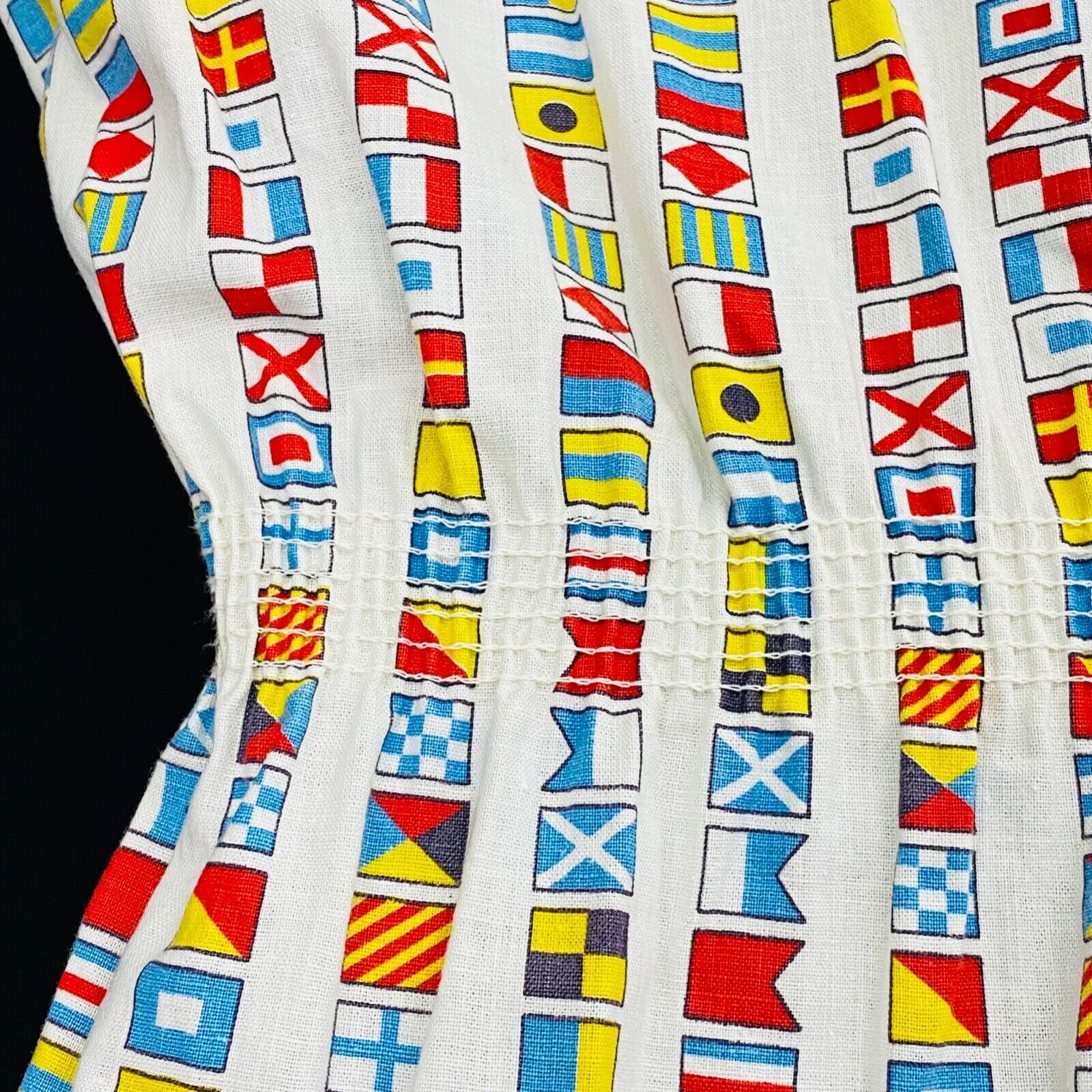 Vintage 1950s novelty print flags blouse, white yellow collar crop top shirt XS
