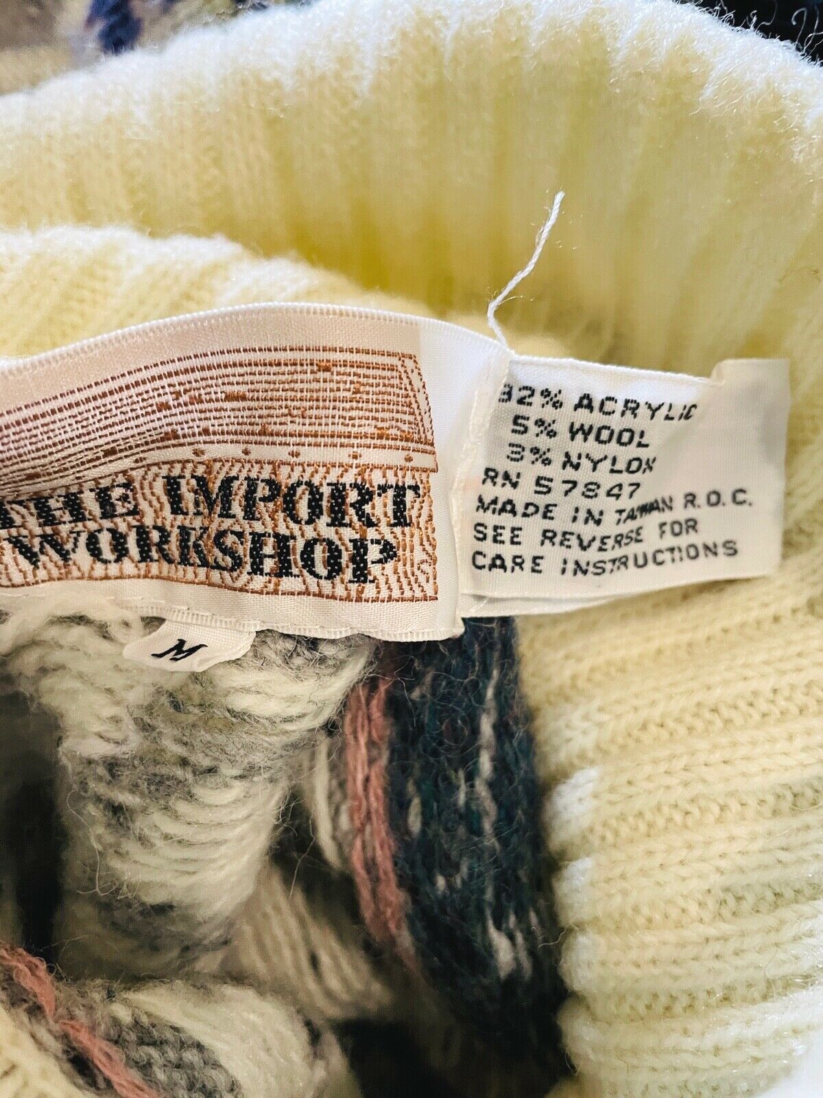 VTG 80’S IVORY GRAY PINK KNIT FAIR ISLE FLORAL GRAPHIC KNIT COWL NECK SWEATER*S