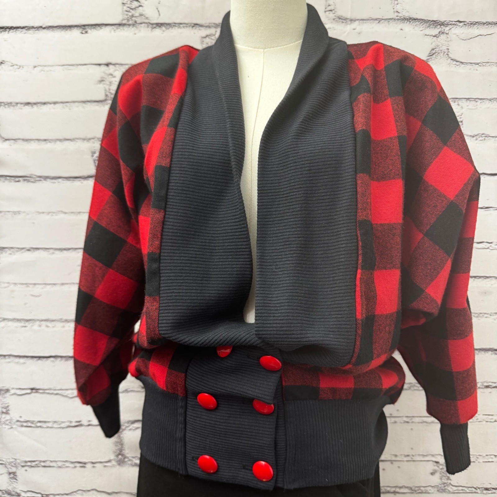 Venus of California Vintage 80s Buffalo Plaid Cardigan Jacket Red Black Small