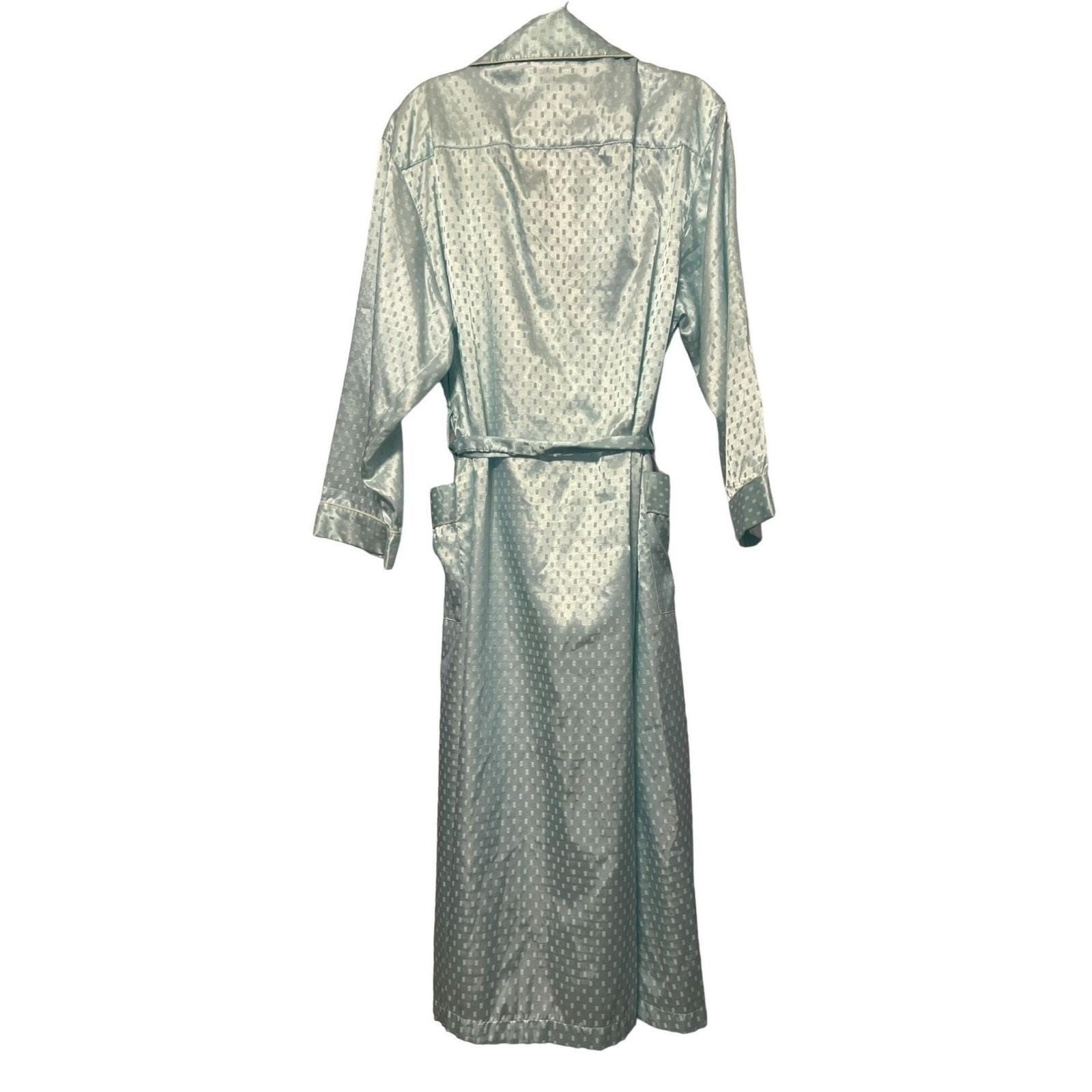 Vtg Miss Elaine Sea foam Green Satin Soft Wrap M Robe Embroidery Heart & Flowers