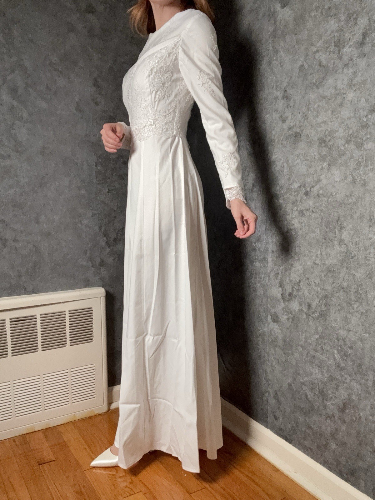 ✨ Rare 1970s Handmade Vintage Wedding Dress – Restored, Pristine Condition ✨