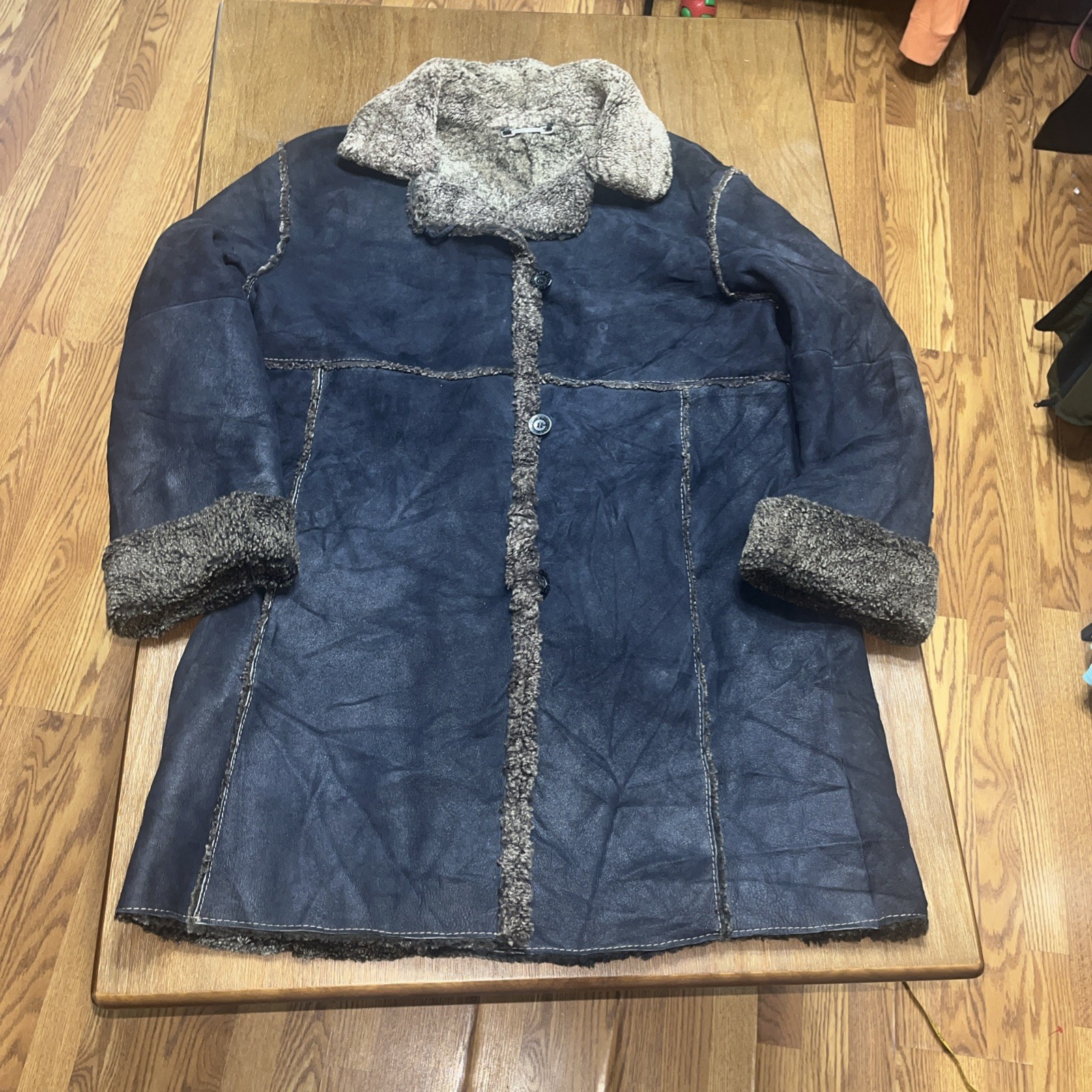 Vintage Sinclair Shearling Coat Suede Sheepskin Made in Italy 46 Fuzzy Buttons