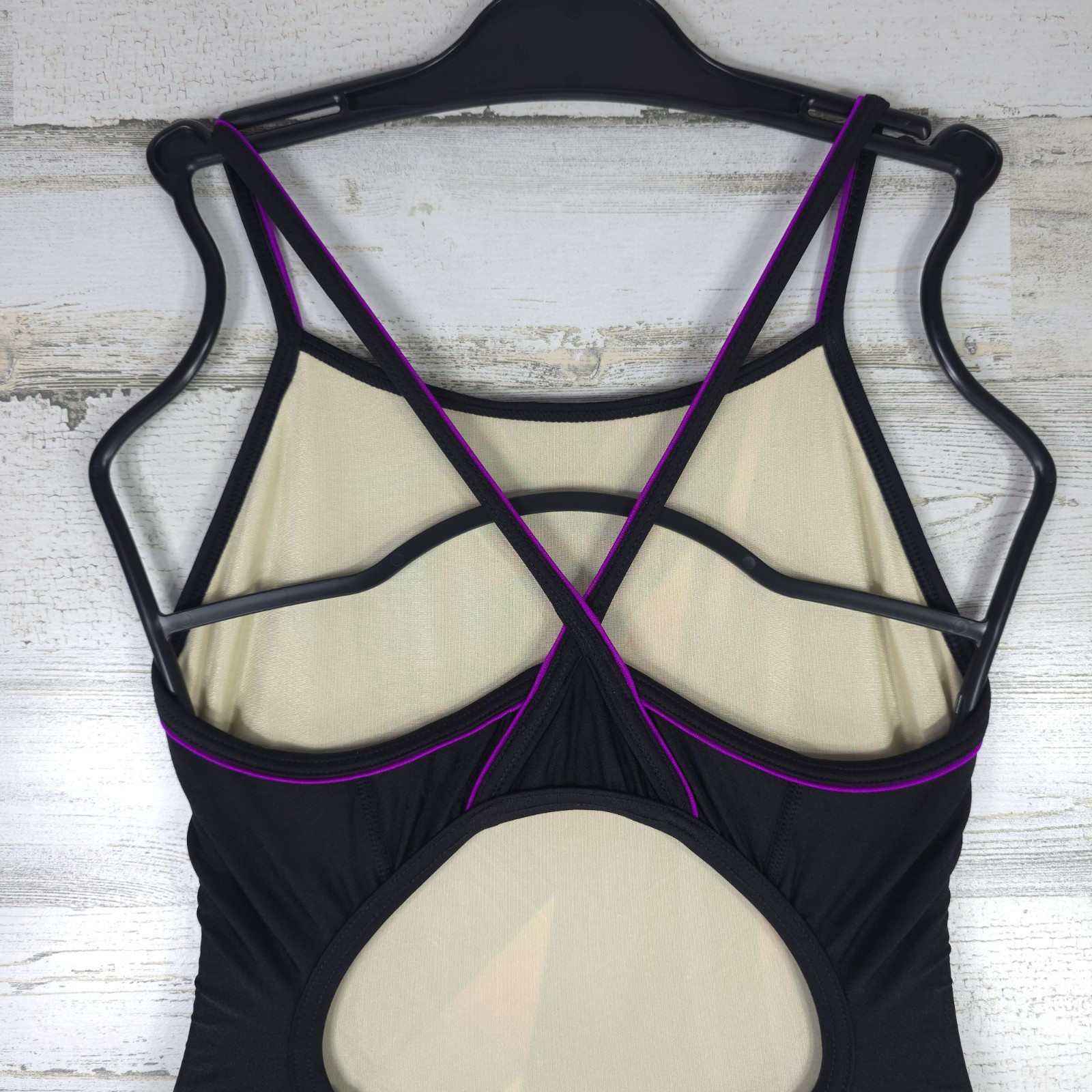 VINTAGE SPEEDO SWIMSUIT WOMENS SIZE 34 / 10 BLACK PINK PURPLE WIRE FREE UNPADDED