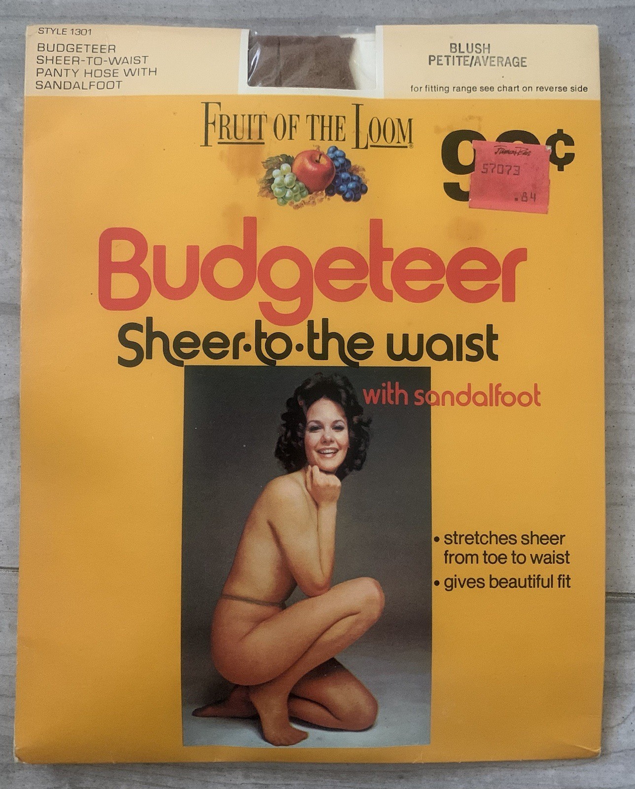 Vintage fruit of the loom budgeteer Blush pantyhose size petite/average 1970s