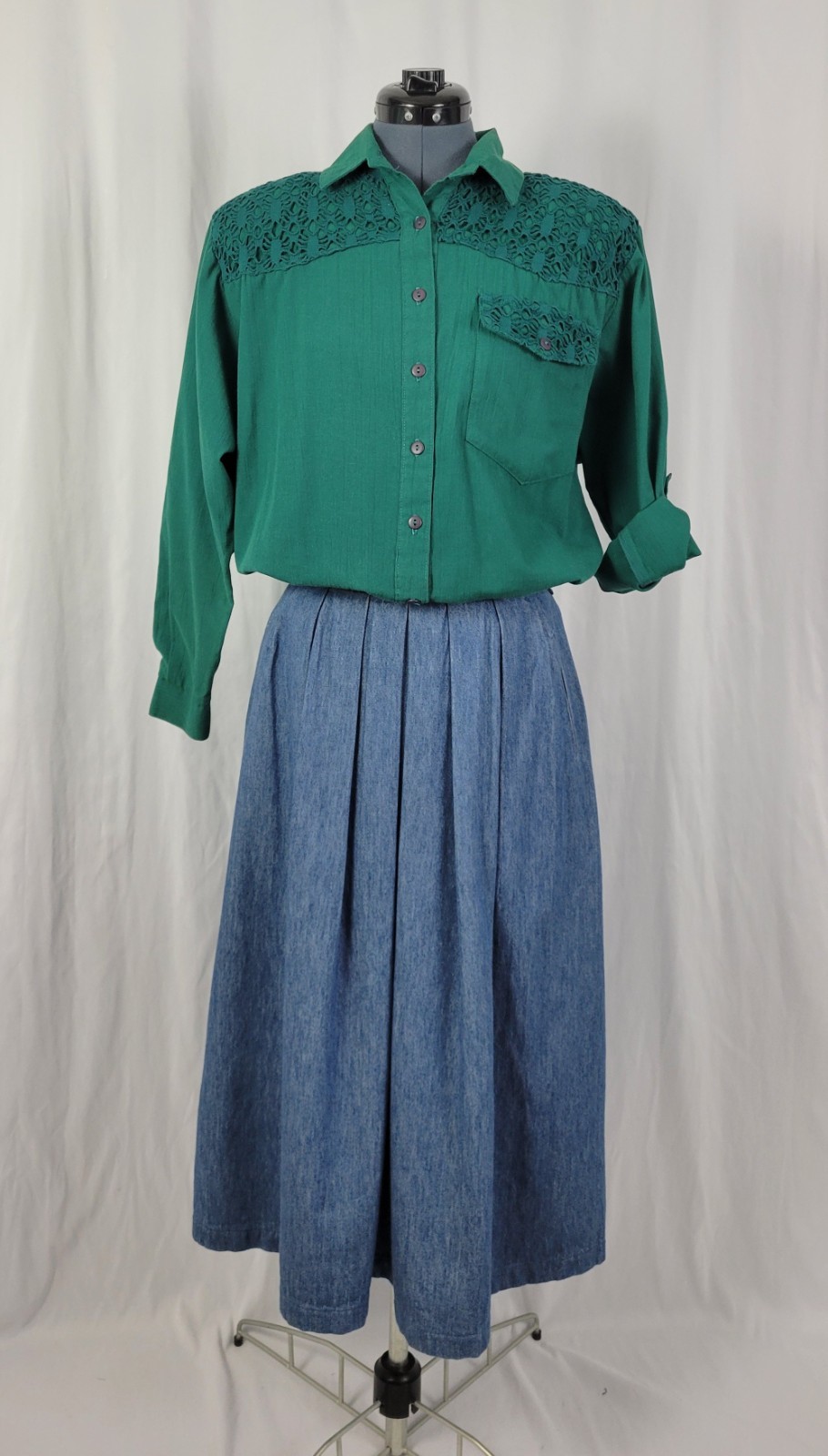 Vintage Tapestry Green Button Down Shirt w Lace Accented Yoke & Pocket Size PM