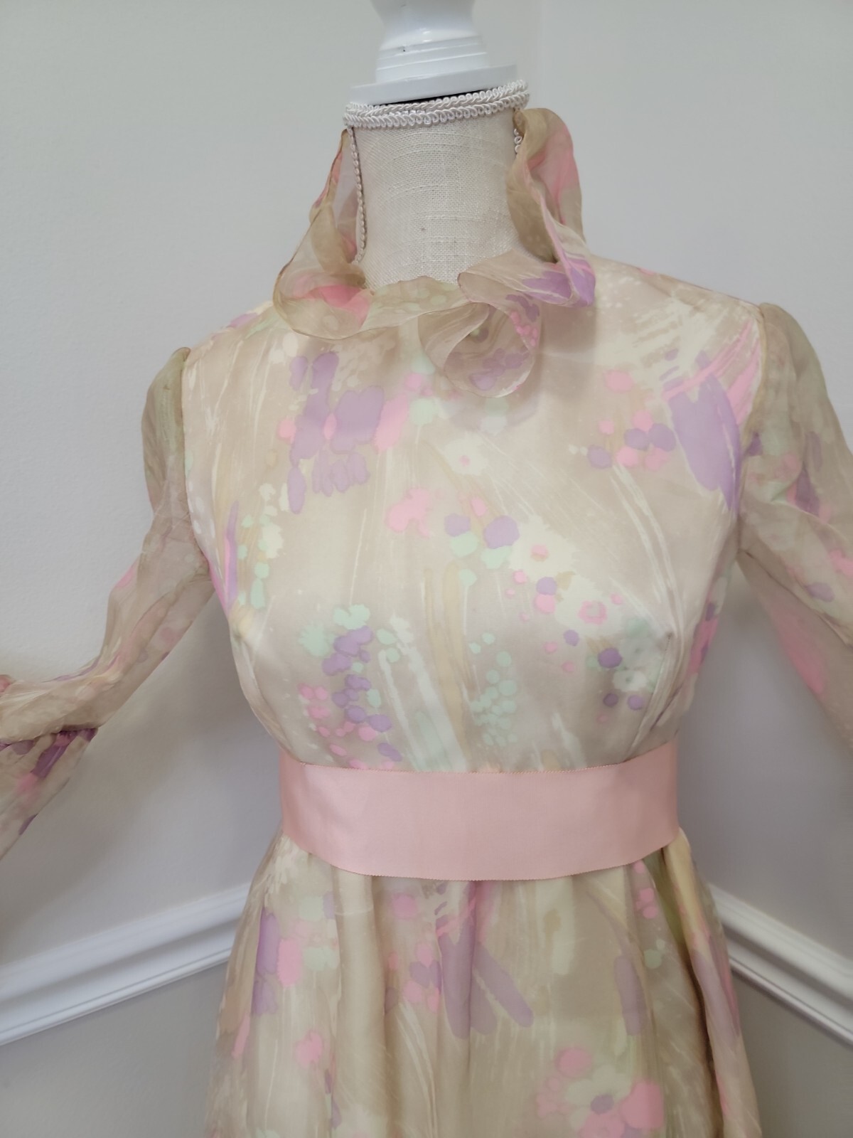 VTG’60s KIKI HART Pastel Floral Print Chiffon Evening Dress/Angel Sleeves