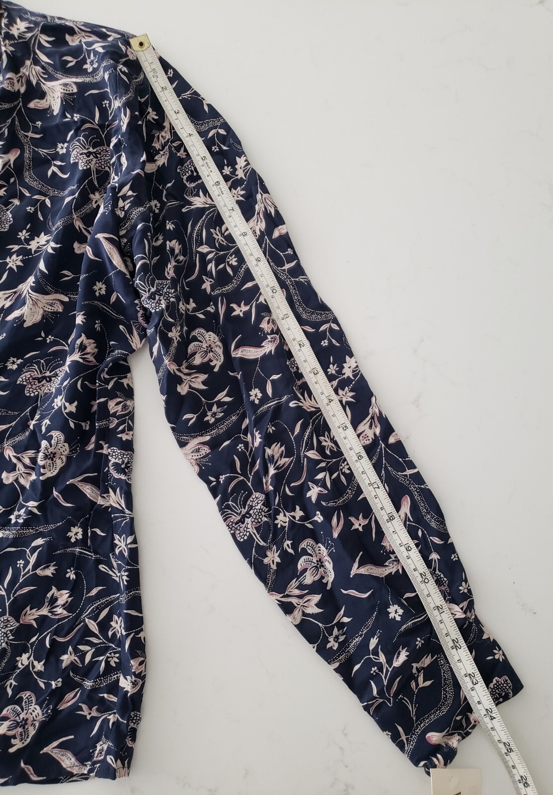 Silkland Vintage Size 10 Crossover Silk Blouse Blue White Floral Long Sleeve NWT