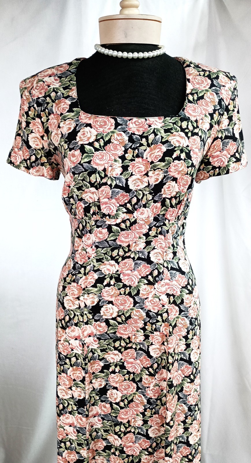 Vintage 90s Pink Rose Print Romantic Style Short Sleeve Rayon Midi Dress Size 9