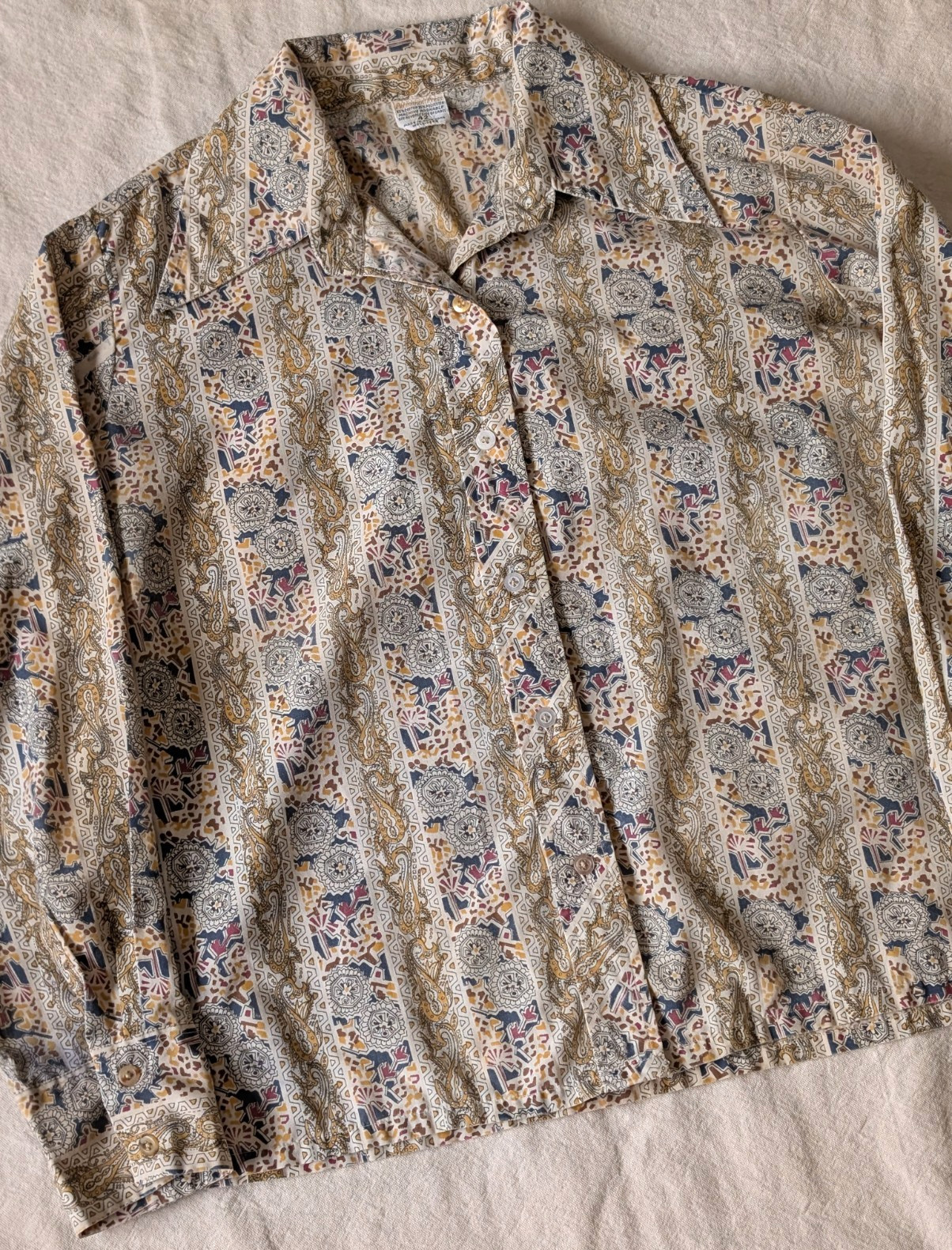 Vintage 70s Women’s Perma Press Cotton Blend Abstract Paisley Button Up Size 42