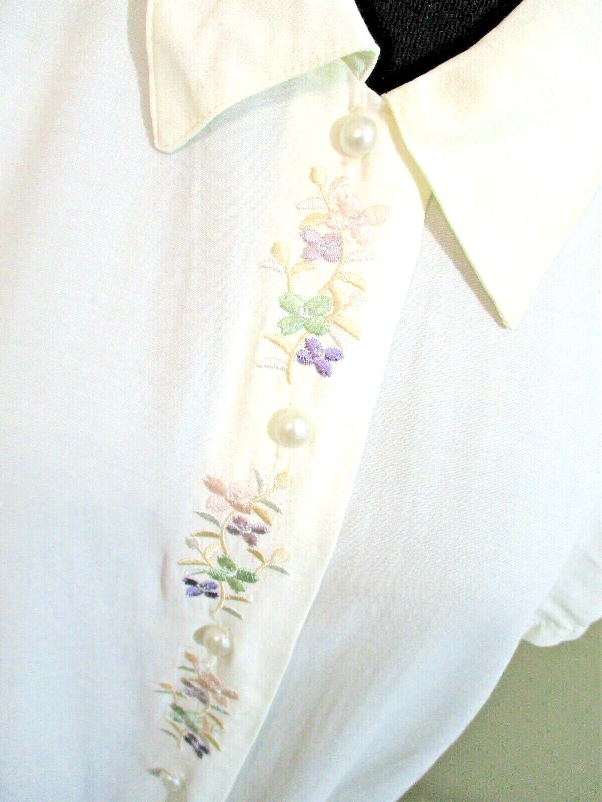 Vintage impressions Embroidery Ivory Cottagecore SS Blouse Size 10 Women’s EUC