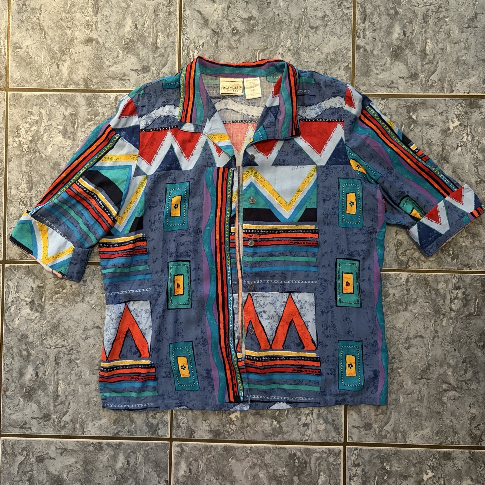 Napa Valley Vintage 90s Funky Retro Print Oversized Button Down Shirt size Large