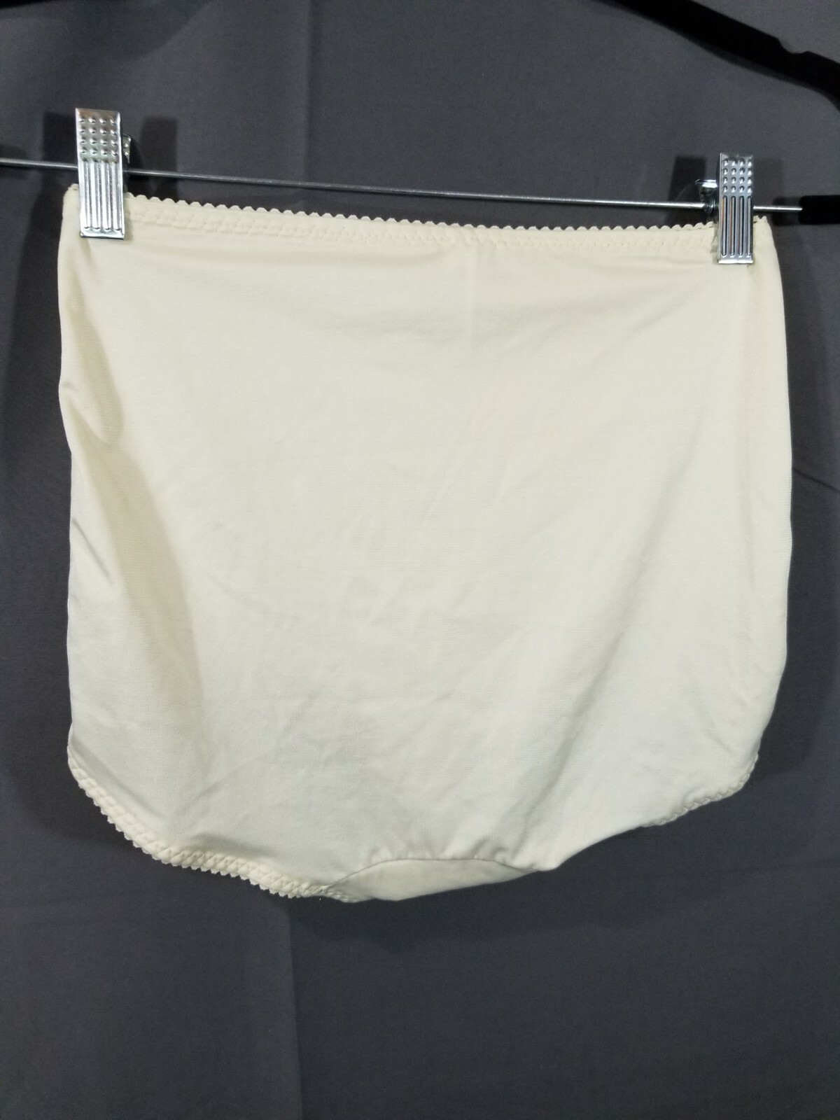 Vintage JCPenney Soft Skins Cream Brief Granny Nylon Panties Sz 2XL Style #3793