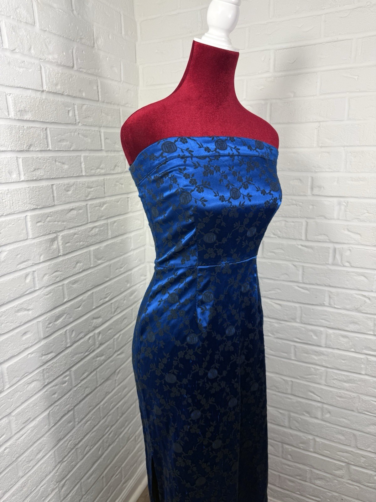 Vintage 90s L.A. Glo S Blue Black Floral Brocade Strapless Maxi Dress USA