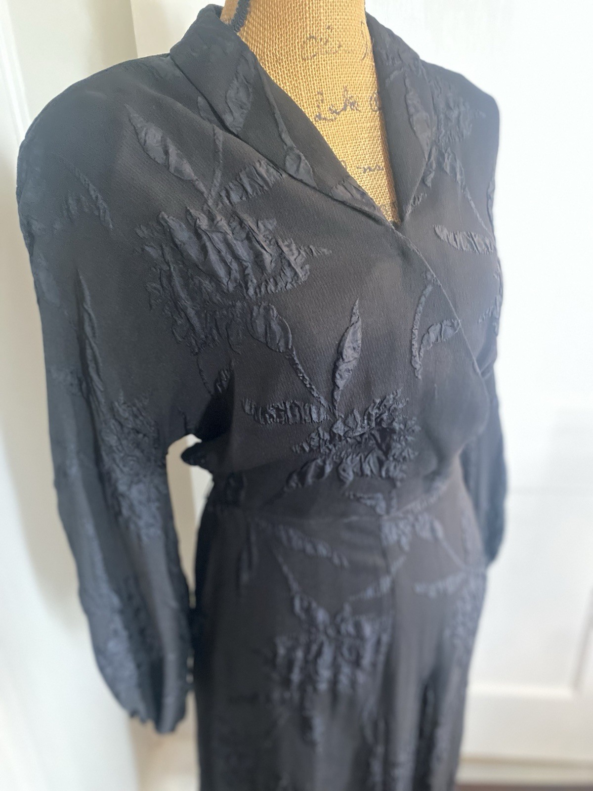 Vintage 1940’s Paul Sachs Original Fit & Flare Dress Black Lace 40” Chest