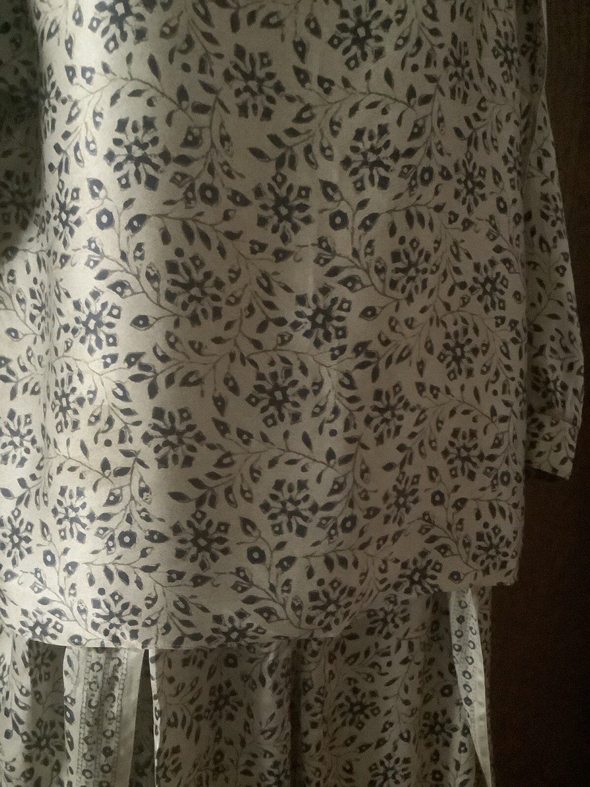 Vintage 60’s 2pc Silk Top & Pants Made In Holland Approx. Size 10