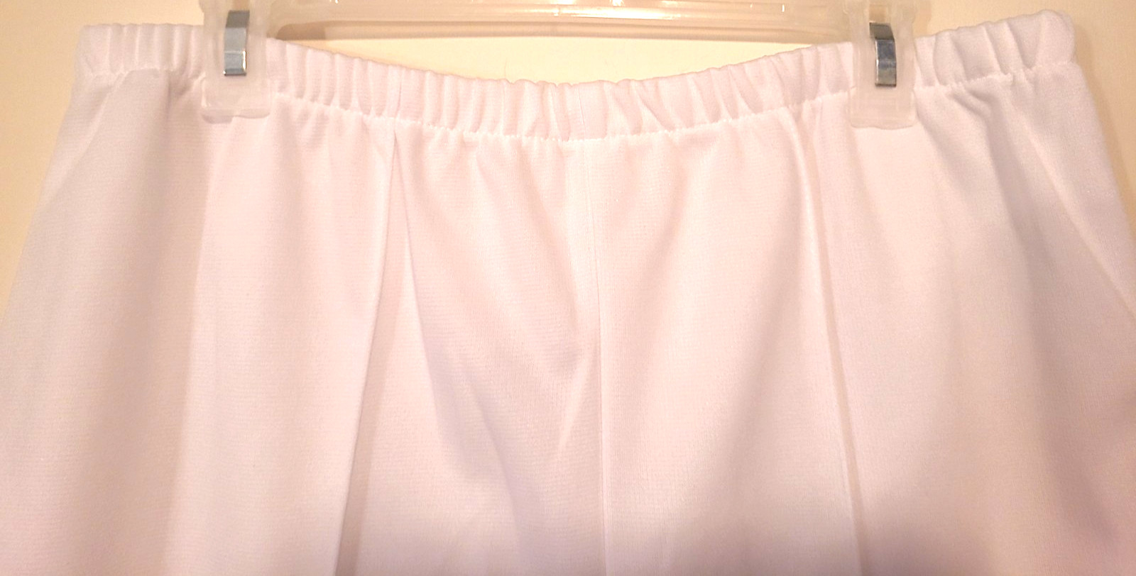 Vintage Women’s JoRo Pull Up Shorts White Polyester Full Elastic Waist SZ 12