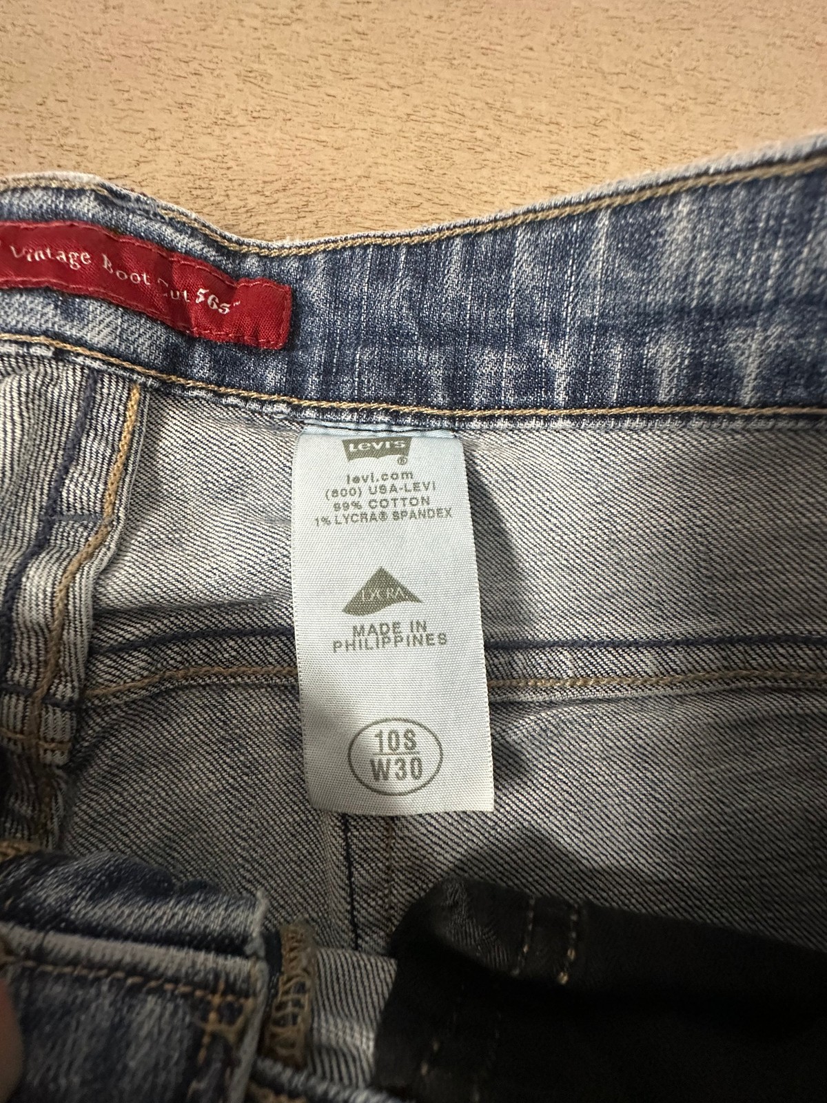 Levi’s Womens 565 Vintage Boot Cut Jeans Size 10S 30×27 Light Wash Denim