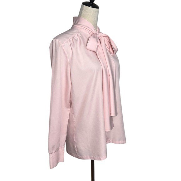 Vintage Ship’n Shore Pastel Pink Pussybow Blouse M | Modest Retro Office Top