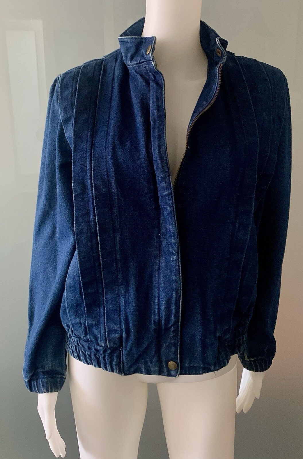 Vintage 80s Sergio Valente Women’s Denim Pleated Jacket L