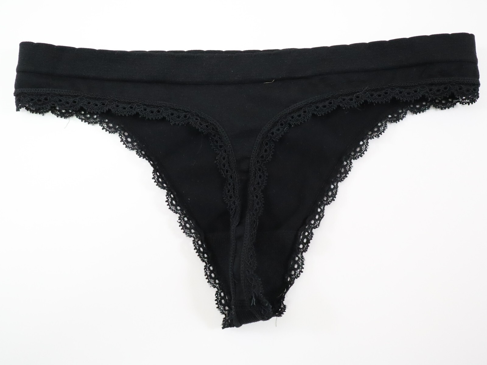 2 VTG 2014 Victoria’s Secret Seamless Ruffle Thong Cheekini Panties Lot SMALL
