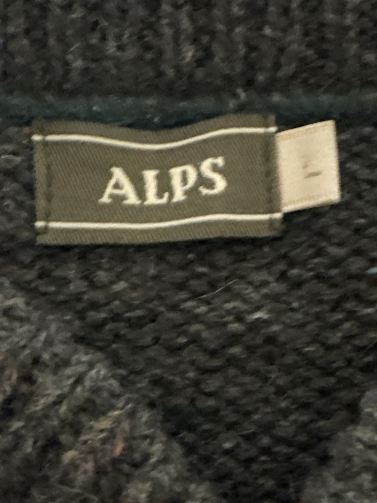 100% Wool 2 Button Vintage Alps Merrimac Valley Sweater Large Made In The USA