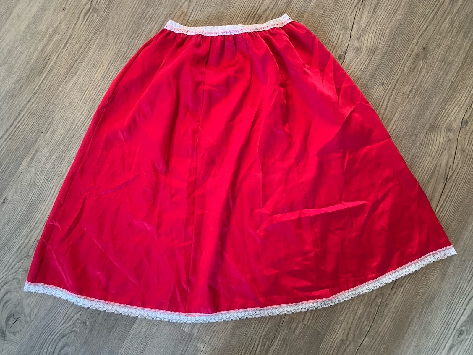 Vintage Movie Star Red Satin Half Slip White Lace Trim USA Size Ladies M 24-36”