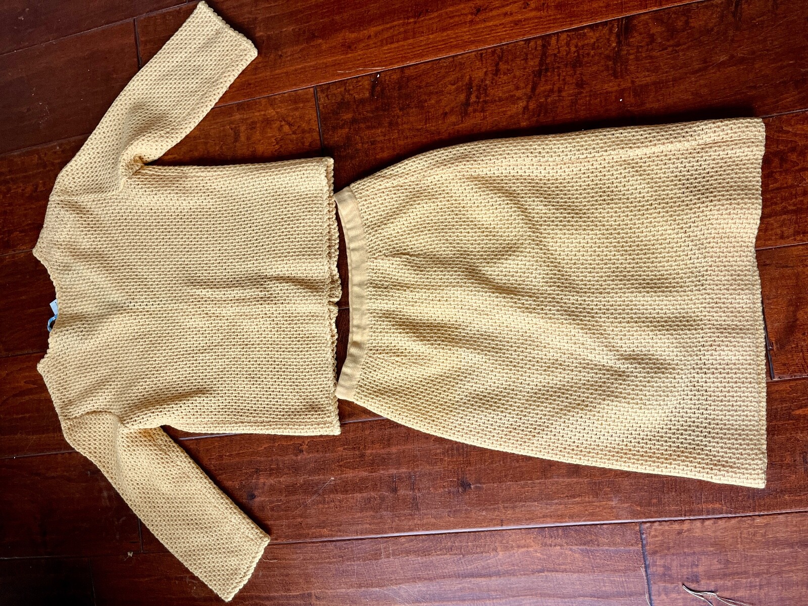 VTG Piper Women’s 50s 60s Knit Wool Short Sleeve Blouse and Skirt Set Sz 34