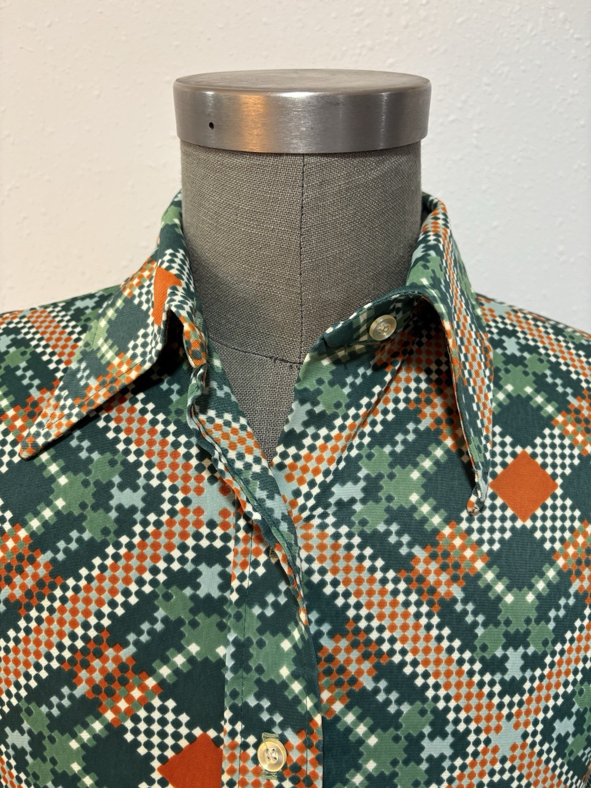 70’s Women Geometric Pointed Collar LS VTG button Down Polyester S No Tag