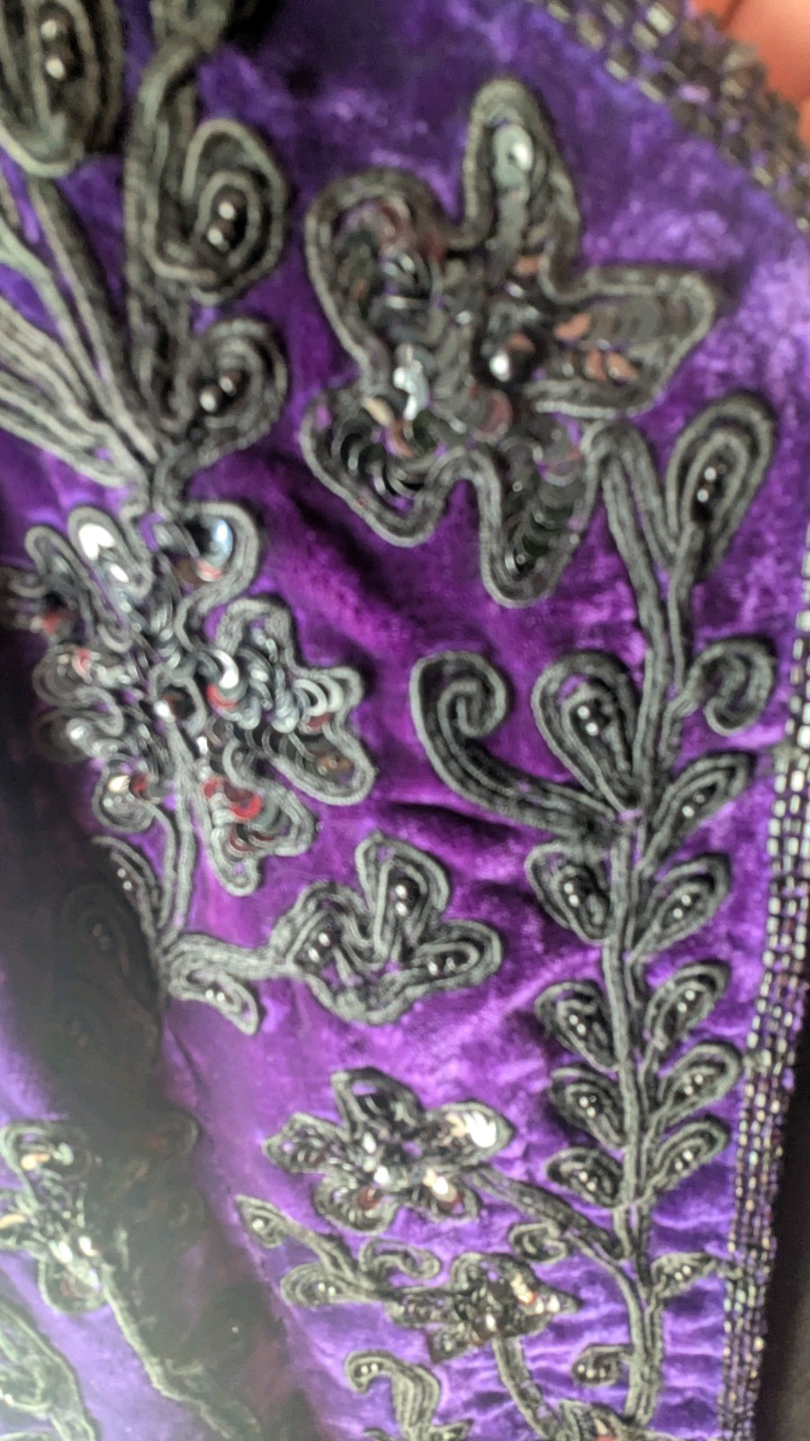 Vintage Niteline Della Roufogali Purple and Black Beaded Jacket Medium NWT