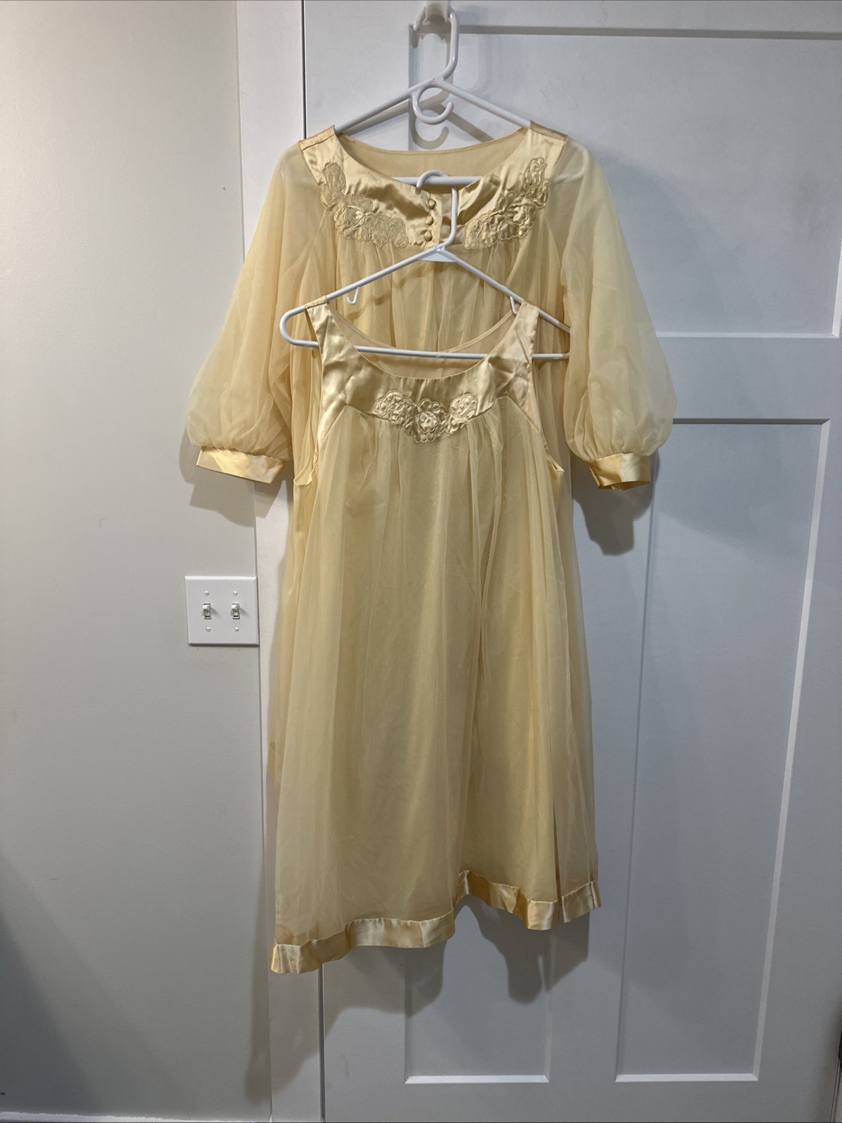 Vtg Gossard Artemis Yellow Chiffon Nightgown & Robe Set Peignor M Style 1101