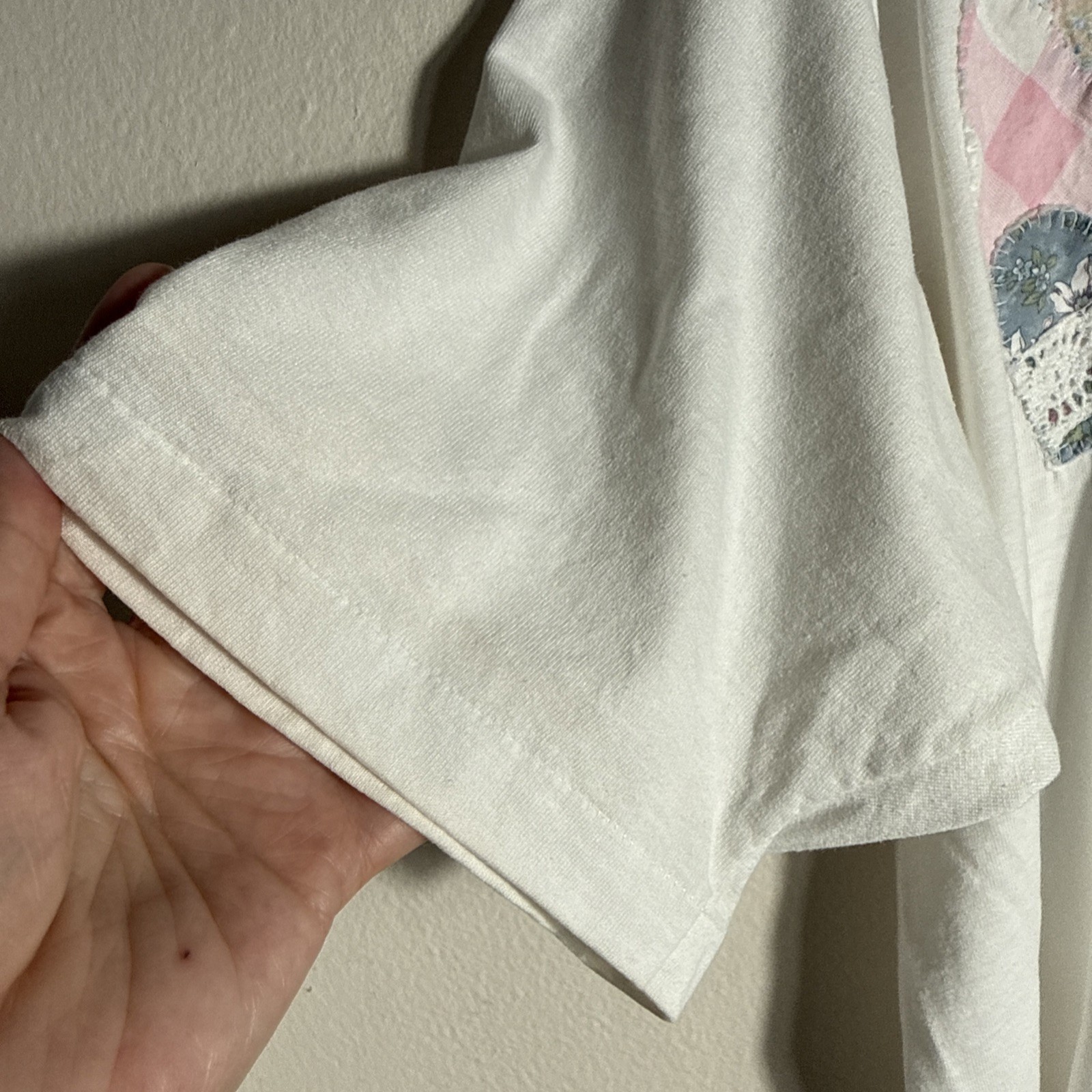 SINGLE STITCH White T Shirt Appliqué Heart Lace Trim Hand Crafted 80s 90s XL