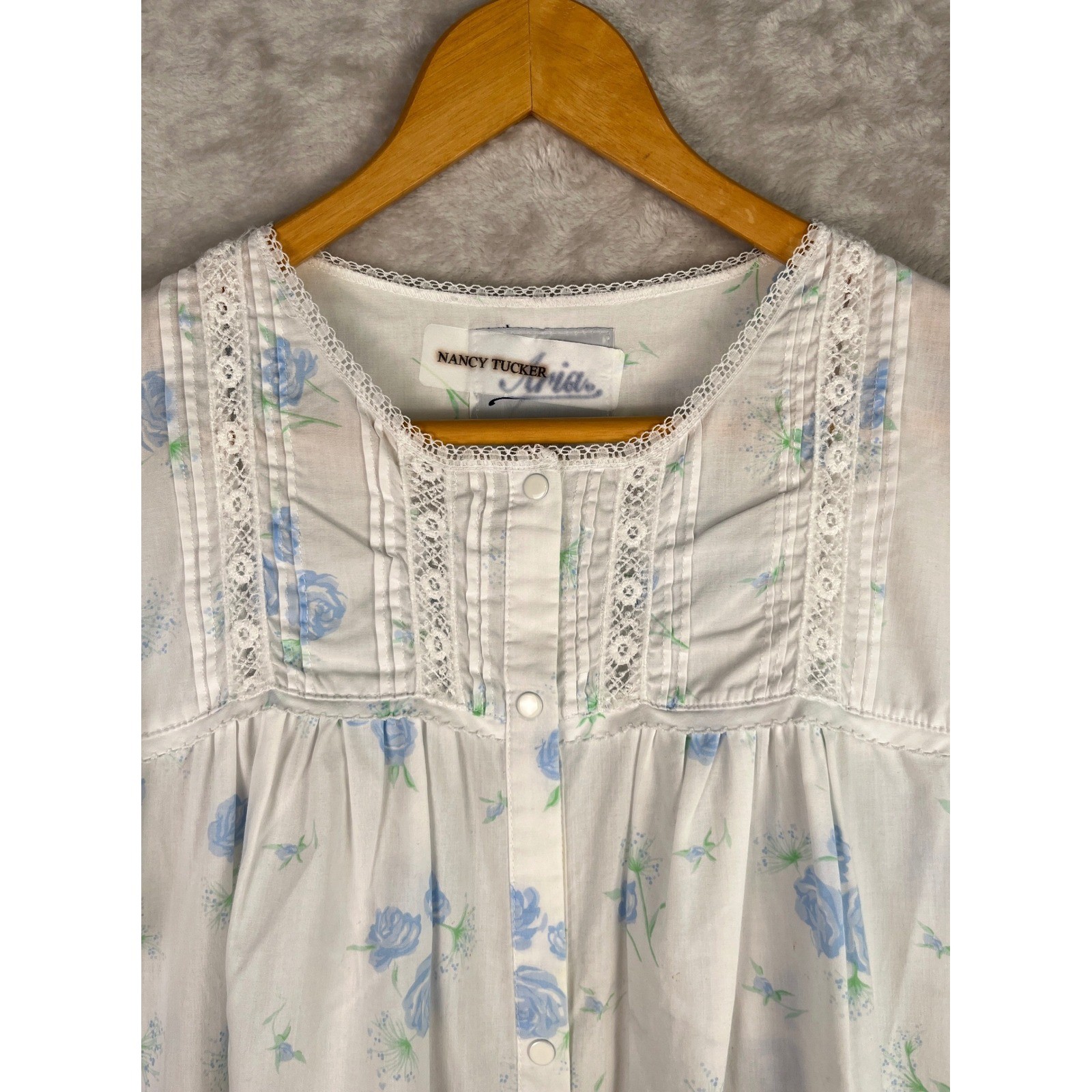 Vintage Aria Nightgown Medium Blue Granny Floral Snap Lace House Dress Long